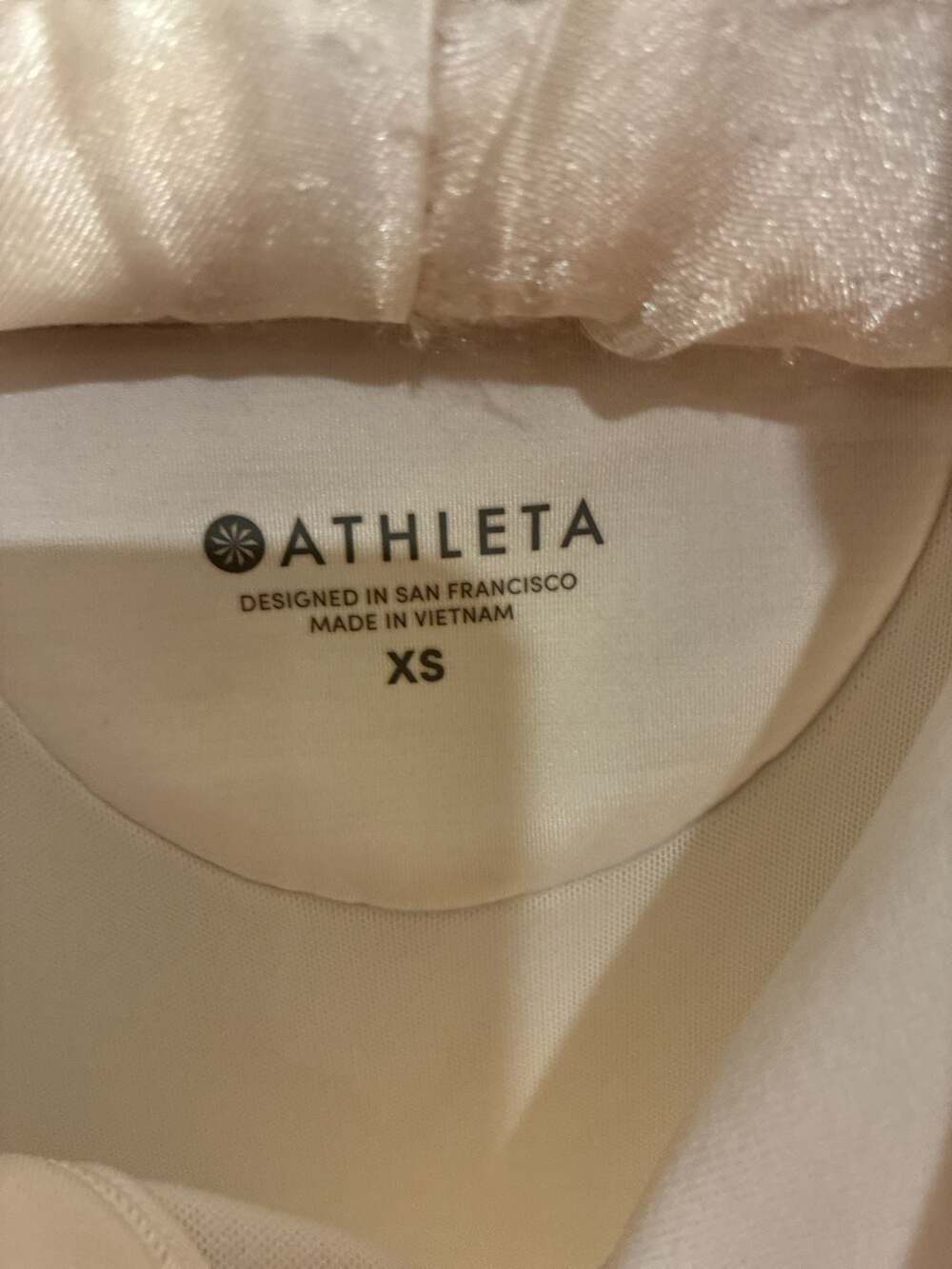 Athleta Hoodie Size XS White Long Sleeve Pullover Activewear Sweatshirt